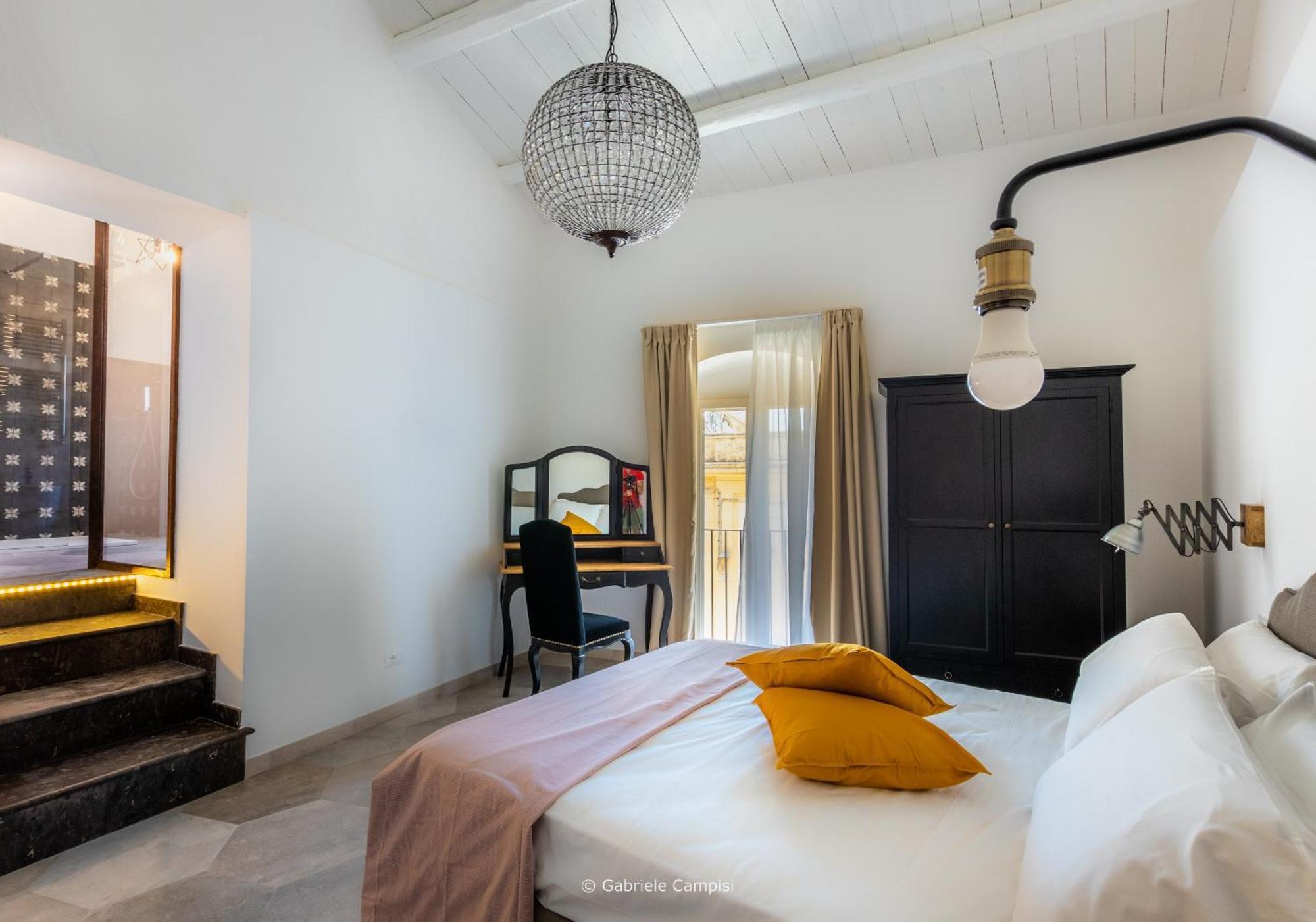 Alma Suite Noto Exterior photo